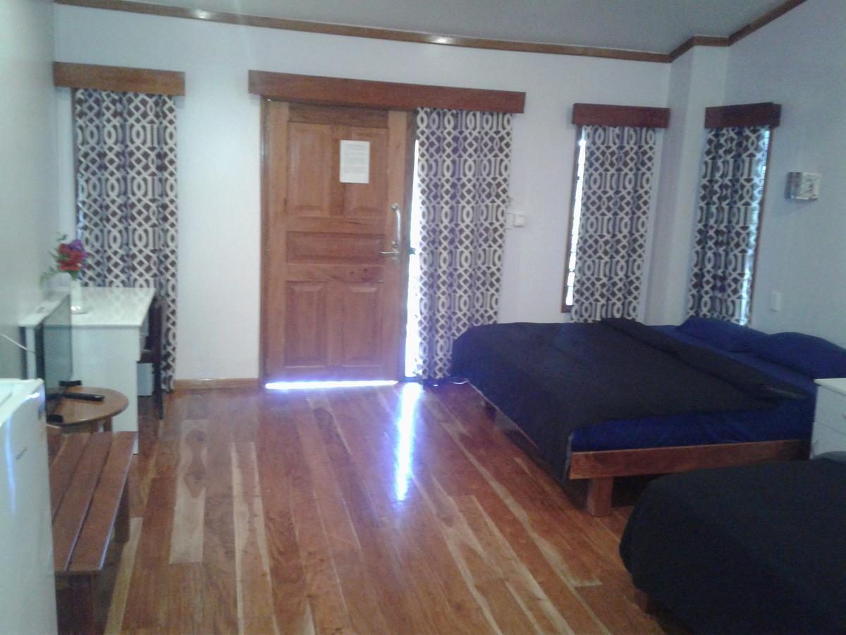 Blue Light Hotel Нади Екстериор снимка